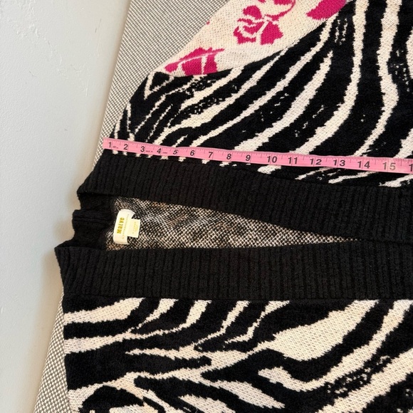 Anthropologie Maeve Makaya animal print longline cardigan sweater. Size XL - Picture 13 of 14